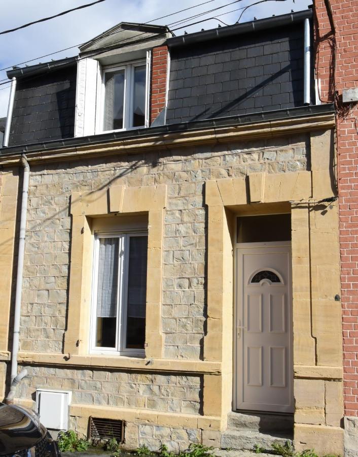 La Maison Aux Jardins Charleville-Mezieres Exterior foto